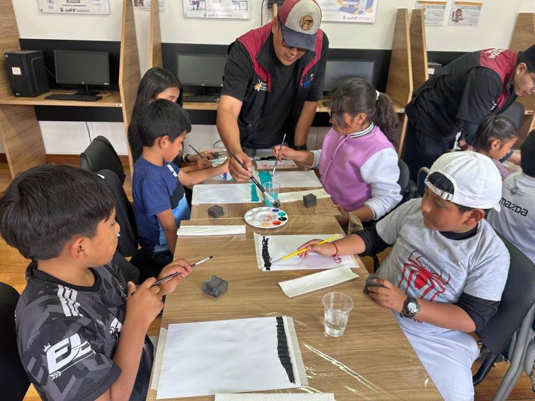 ¡Creatividad en acción en Puntos Digitales!