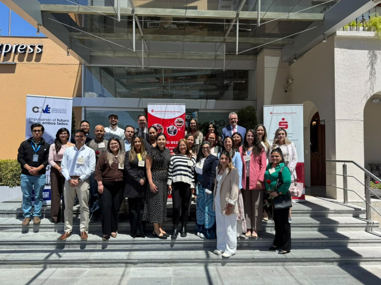 Presentes en el evento «Tejiendo Redes» junto a la DSIK 💼